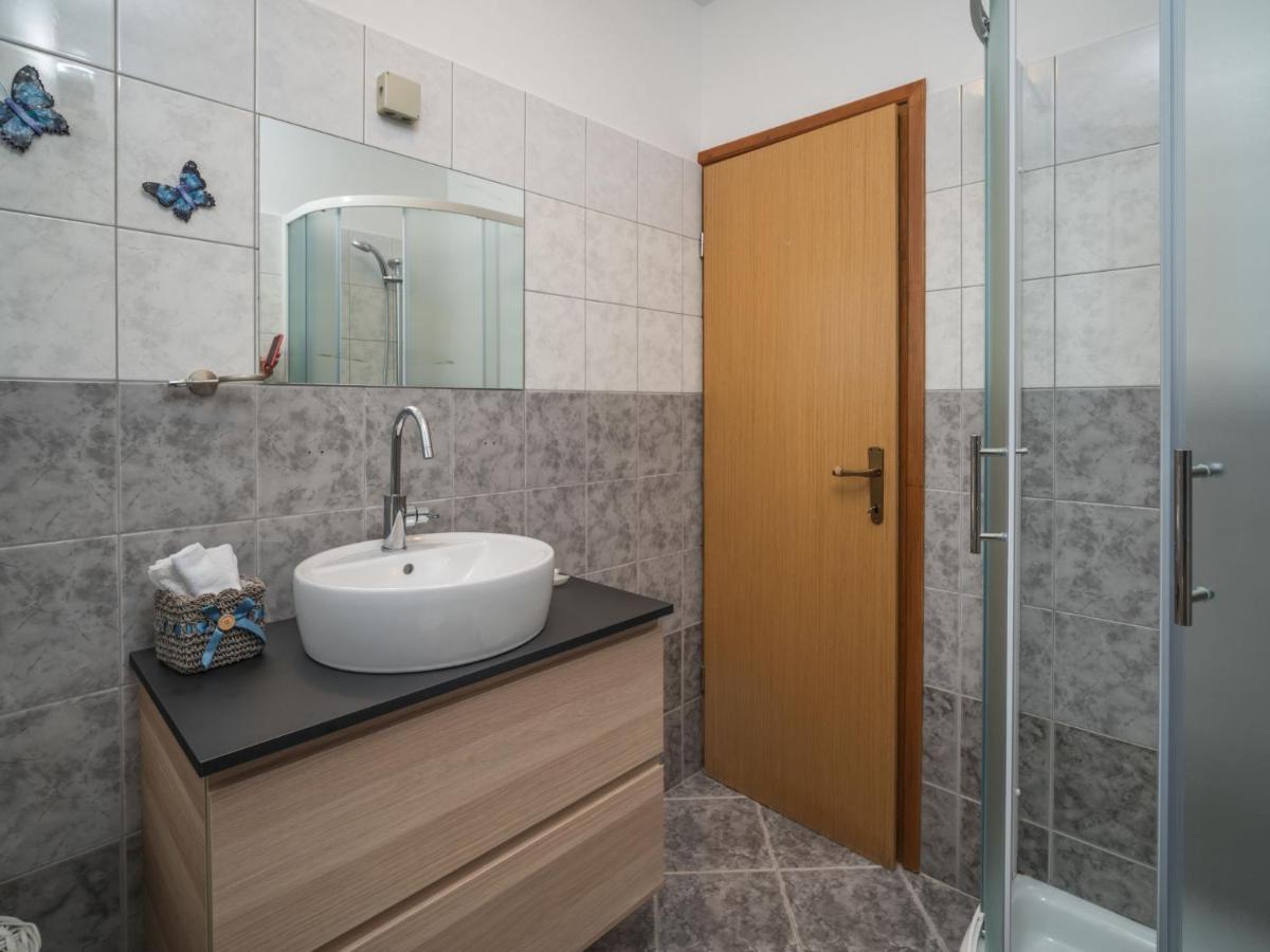 Apartment Fiore-1 By Interhome Gedici Exterior photo